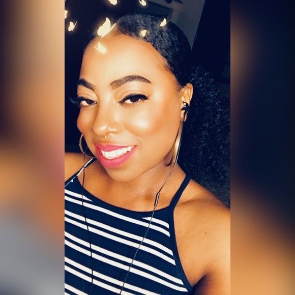 Meet your Posher, Jada - Picture 1 of 1